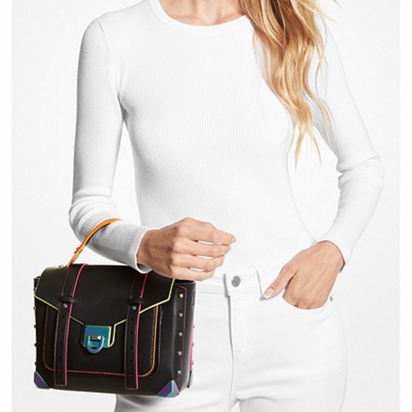 authentic Michael Kors Manhattan Medium Contrast- Trim black leather satchel - Picture 3 of 8